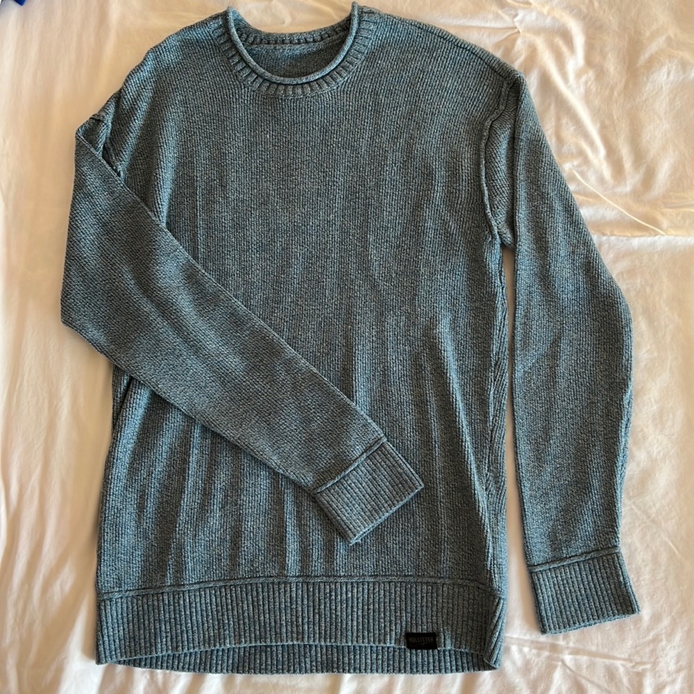 Hollister Relaxed Crew Sweater in Blue - Medium